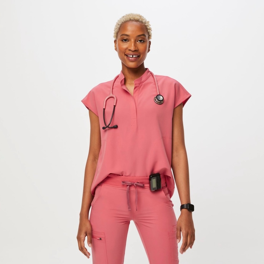 Figs Rafaela and Zamora set in dusty rose!